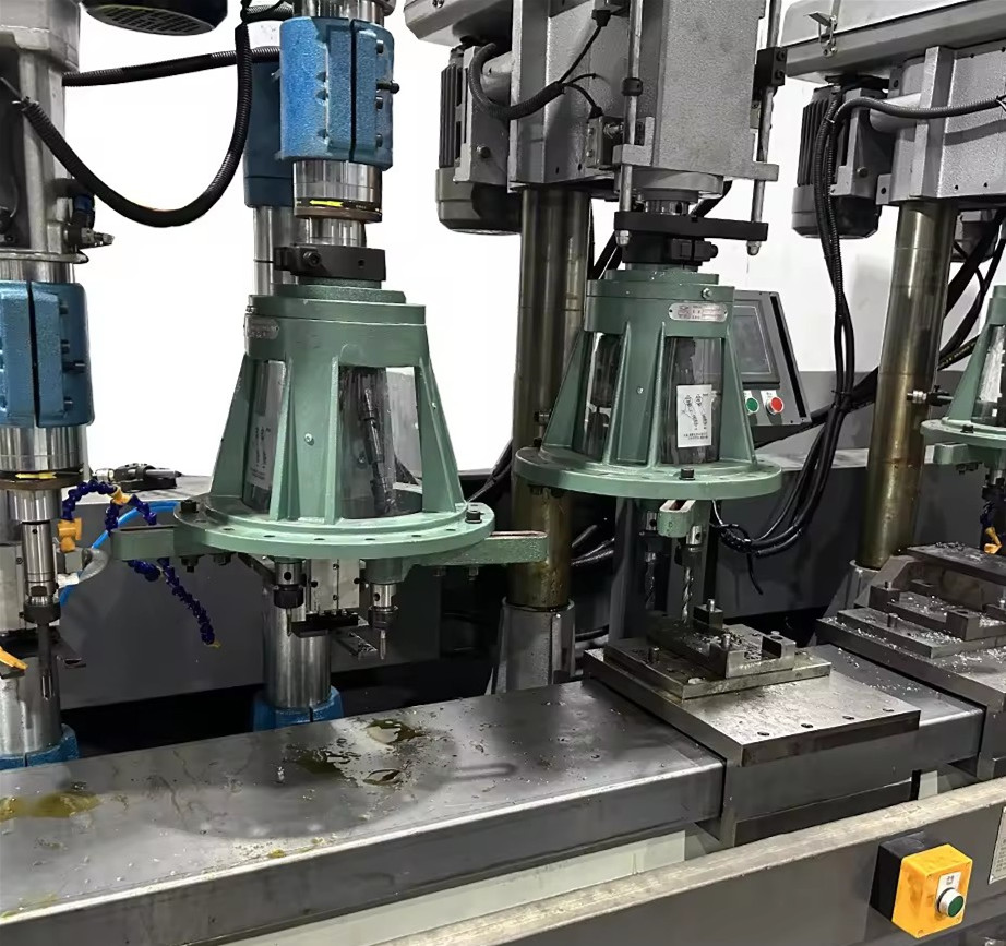 Drilling Tapping Connecting Machine With High Precision